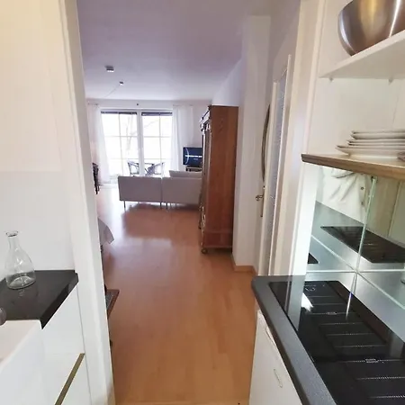 Apartment Obj 31 Fewo Fur 2 Personen Teilweise Meerblick Gegenuber Vom Strand